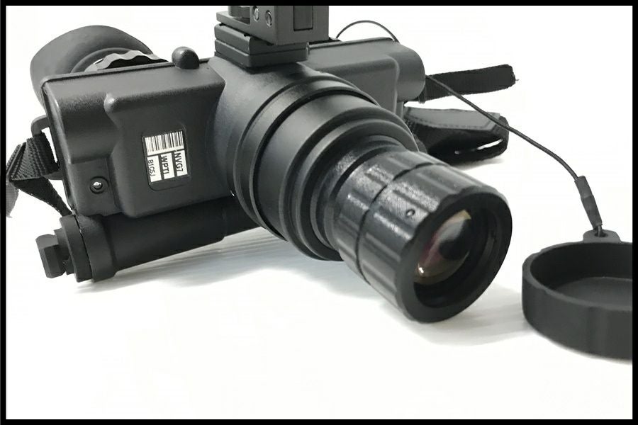 東京)ATN NVG7 WPTI 2.5世代ナイトビジョン付属品あり
