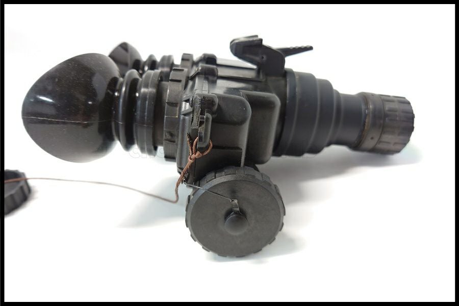 東京)米軍放出品 PVS-7B NVG ナイトビジョン 実物 OMNI6 オートゲート