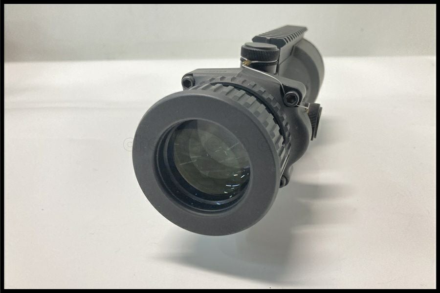 東京)Trijicon/トリジコン ACOG TA648-308G グリーン 実物スコープ