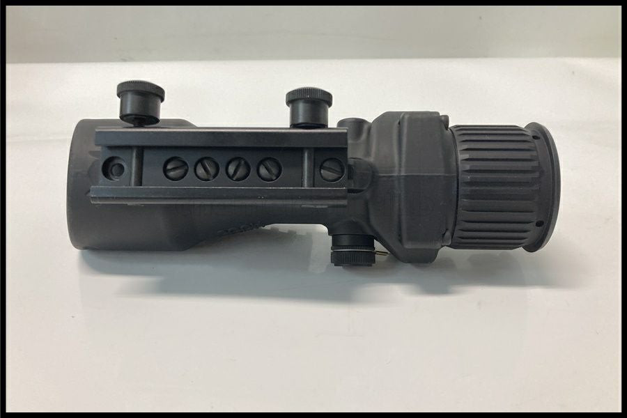米軍放出品実物 Trijicn ACOGピカニティーレイルアダプター中古品1 Trijicon ACOG® 発売開始のご案内。 | ノーベルアームズ ｜NOVEL ARMS