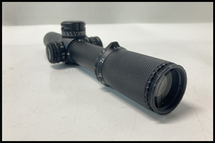 東京)LEUPOLD/リューポルド MARK8 1.1‐8×24 H27D 7 MOA実物スコープ