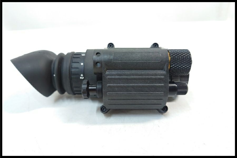 東京)米軍放出品 AN/PVS-14 NVG ナイトビジョン 実物 Omni8 Gen3