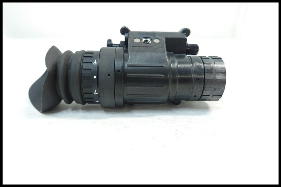 トト様　ＰＶＳ１４　ＧＥＮ３　中古品 東京)米軍放出品 AN/PVS-14 NVG ナイトビジョン 実物 Omni8 Gen3