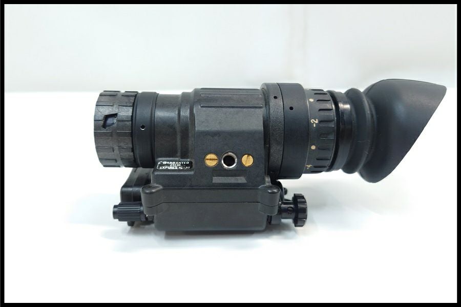 東京)米軍放出品 PVS-14D Omni4 Gen3 ナイトビジョン 実物