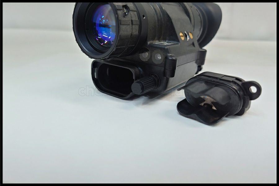 米軍放出品実物　ナイトビジョン.マウント.レンズセット中古品1 PVS-7/PVS-14 ナイトビジョン マウントセット 米軍放出品の商品詳細