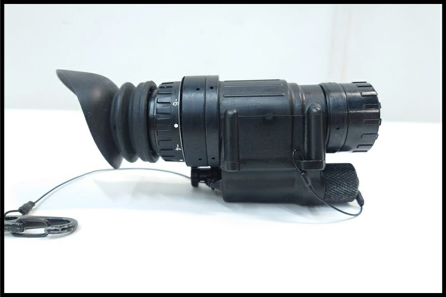 トト様　ＰＶＳ１４　ＧＥＮ３　中古品 東京)米軍放出品 PVS-14 A2 Omni8 Gen.3 オートゲート ナイトビジョン 実物