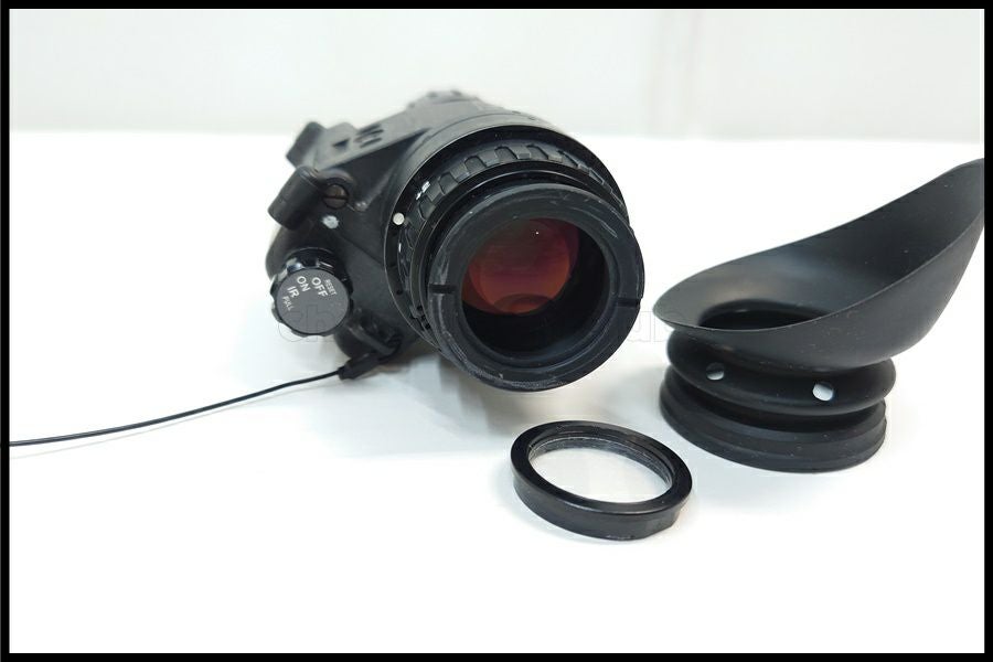 東京)米軍放出品 PVS-14 A2 Omni8 Gen.3 オートゲート ナイトビジョン 実物
