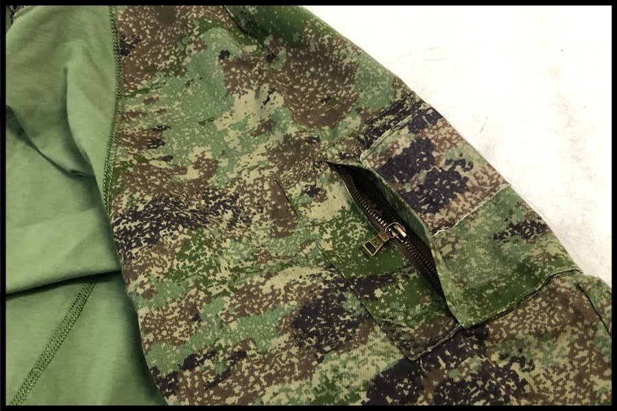 東京)中国軍 19式星空林地迷彩 空軍戦闘服 上下セット サイズ170/100