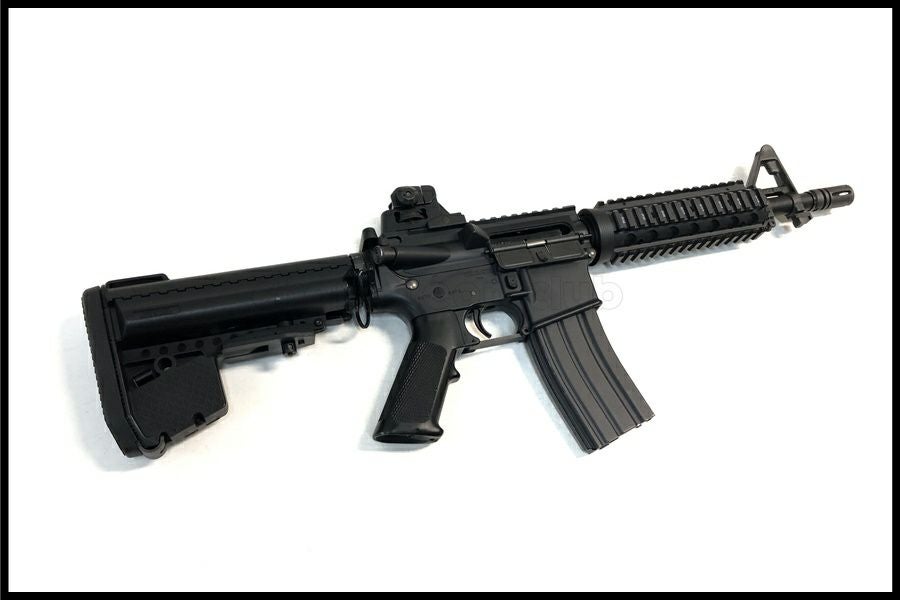 東京マルイ　M4 CQBーR 次世代電動ガン　ハードケース付き　付属品あり 東京)東京マルイ M4 CQB-R 次世代電動ガン 予備マガジン付