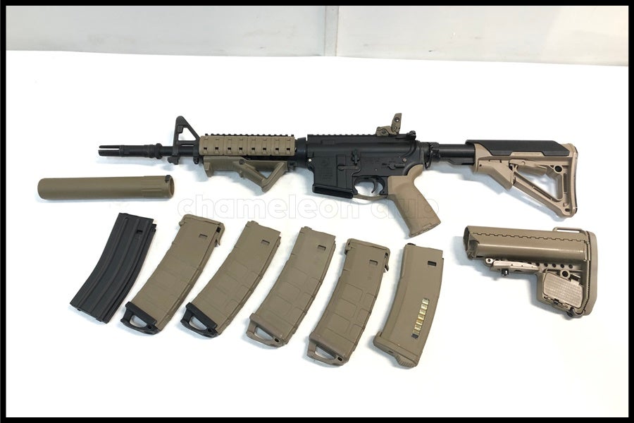 東京)東京マルイ M4 CQB-R 次世代電動ガン カスタム品 予備マガジン付