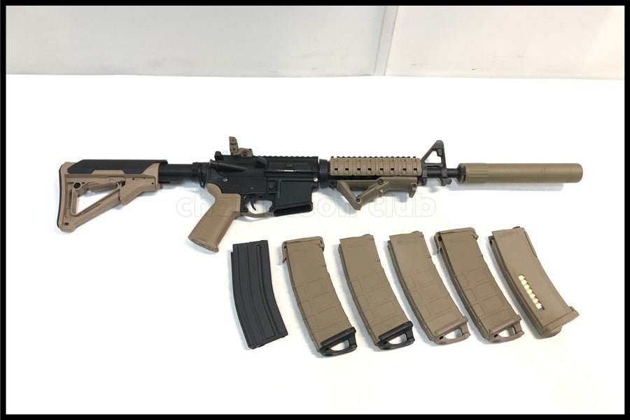 東京)東京マルイ M4 CQB-R 次世代電動ガン カスタム品 予備マガジン付