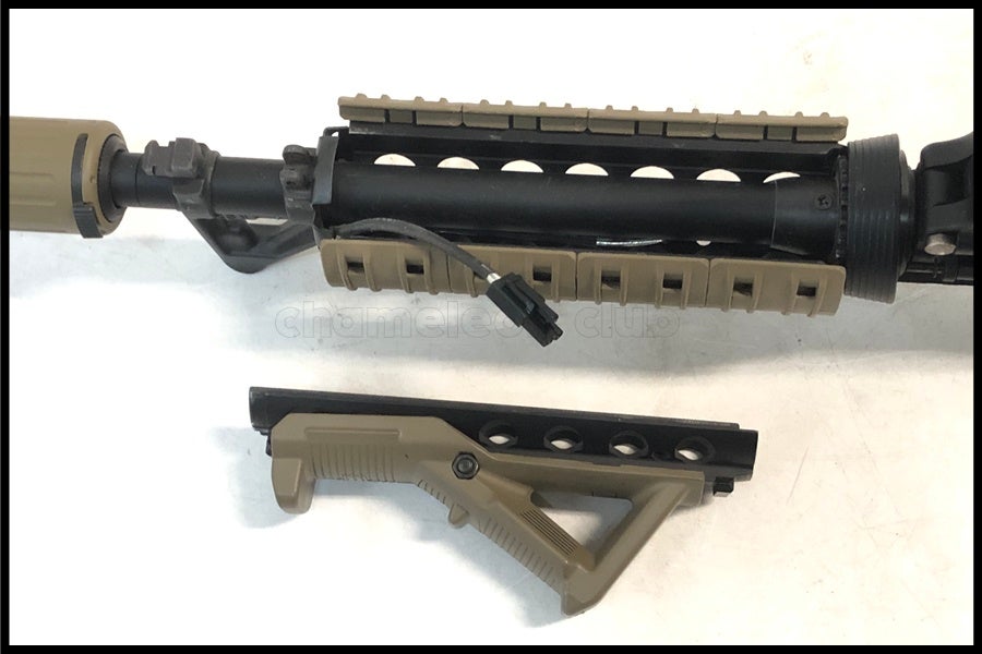 東京)東京マルイ M4 CQB-R 次世代電動ガン カスタム品 予備マガジン付