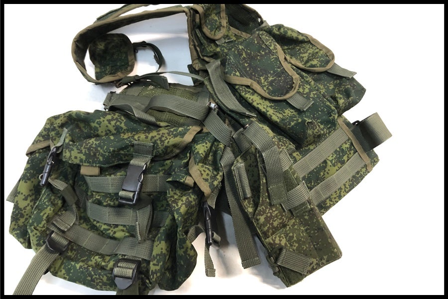 東京)ロシア軍 6sh112タクティカルベスト 実物 デジタルフローラ迷彩