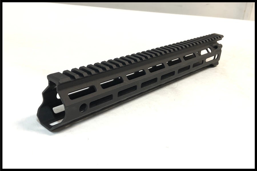 東京)Daniel Defense/ダニエルディフェンス MFR 13.5インチ ハンド