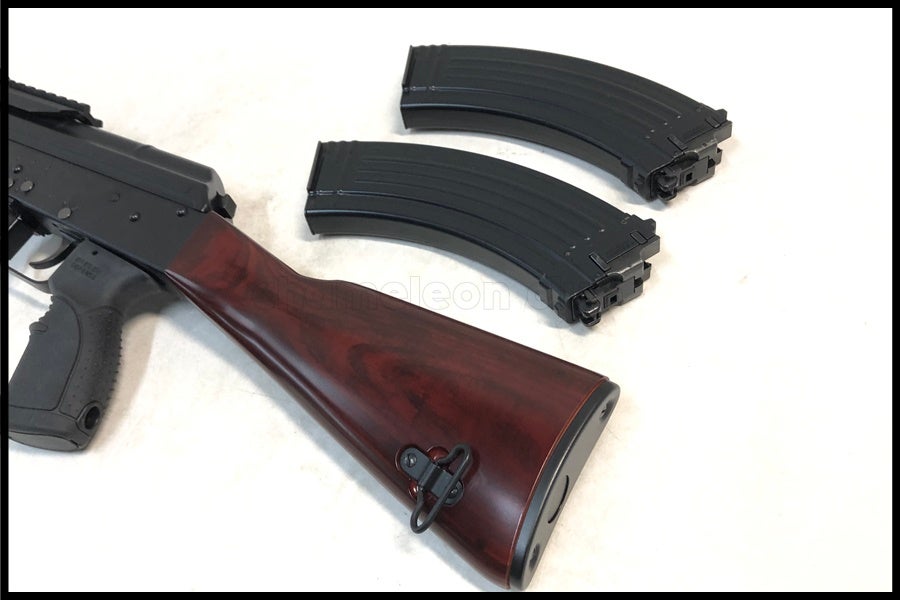 東京)東京マルイ AKM ガスブローバック カスタム品 予備マガジン付