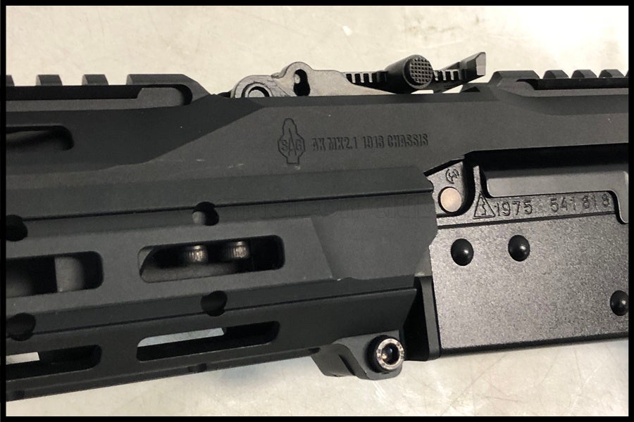 東京)東京マルイ AKM ガスブローバック カスタム品 予備マガジン付