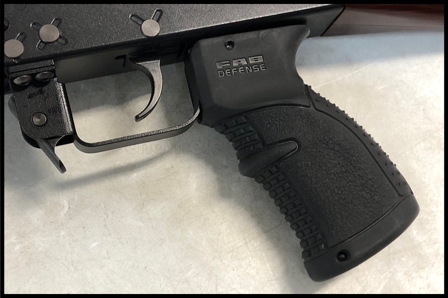 東京)東京マルイ AKM ガスブローバック カスタム品 予備マガジン付