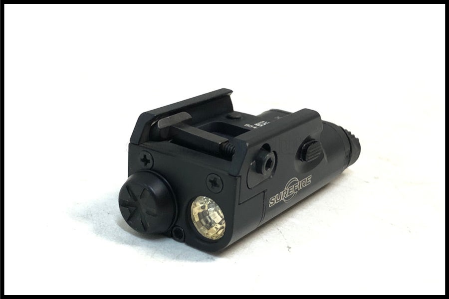 東京)SUREFIRE XC1-B ウェポンライト 実物