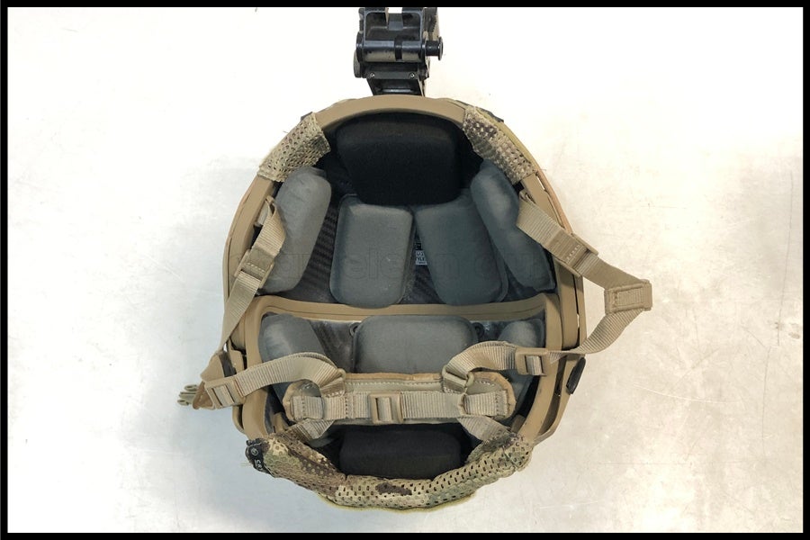 東京)CRYE PRECISION AIRFRAMEヘルメット実物 サイズL 実物パーツ多数付属