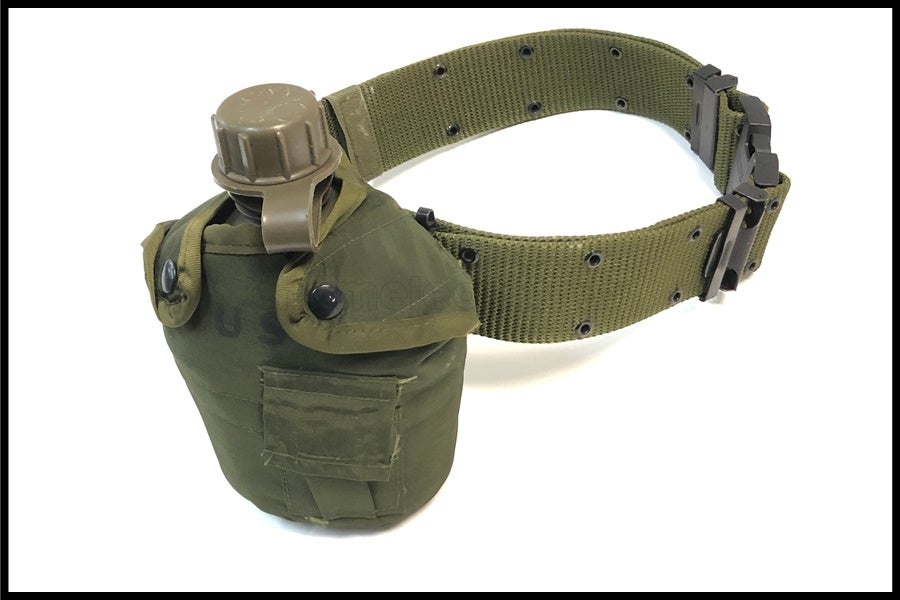 東京)米軍放出品 ピストルベルト キャンティーン ポーチ/カップ セット