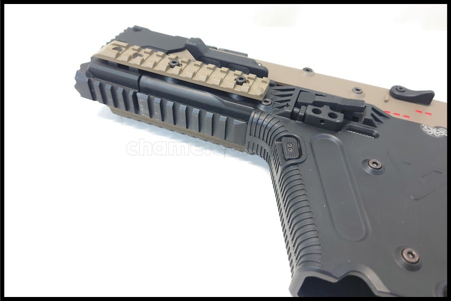東京)KRYTAC KRISS VECTOR クリスベクター 電動ガン PERUN組込 BK