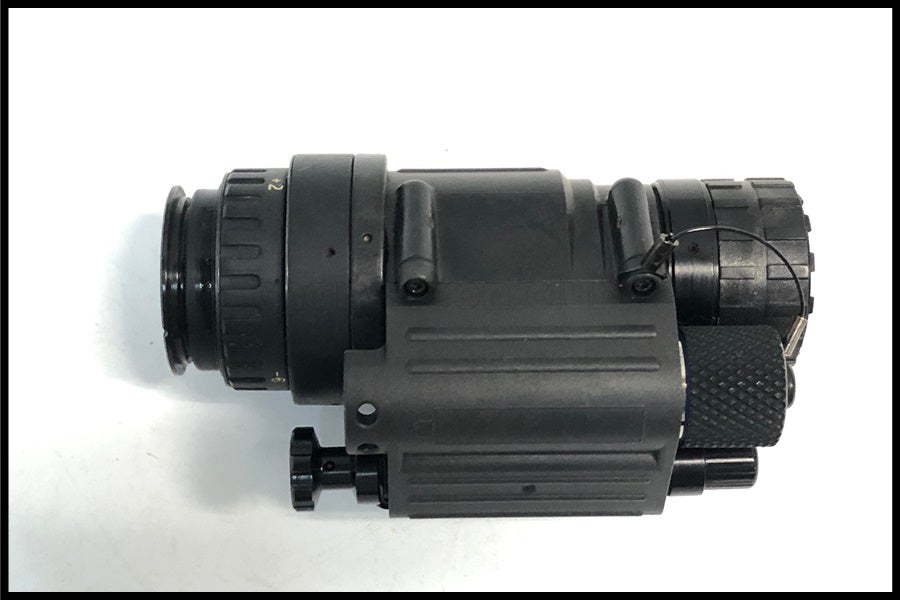 東京)米軍実物 PVS-14 A2 Omni7 GEN3オートゲイン ナイトビジョン
