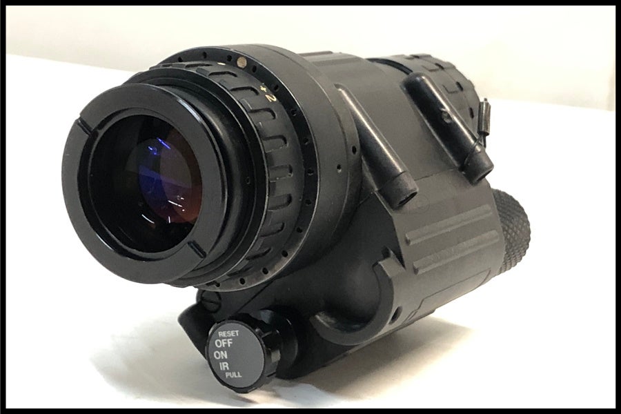 東京)米軍実物 PVS-14 A2 Omni7 GEN3オートゲイン ナイトビジョン