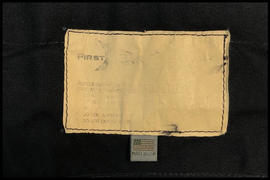 東京)FIRST SPEAR Amphibian SAPI プレートキャリア Medium BK 実物