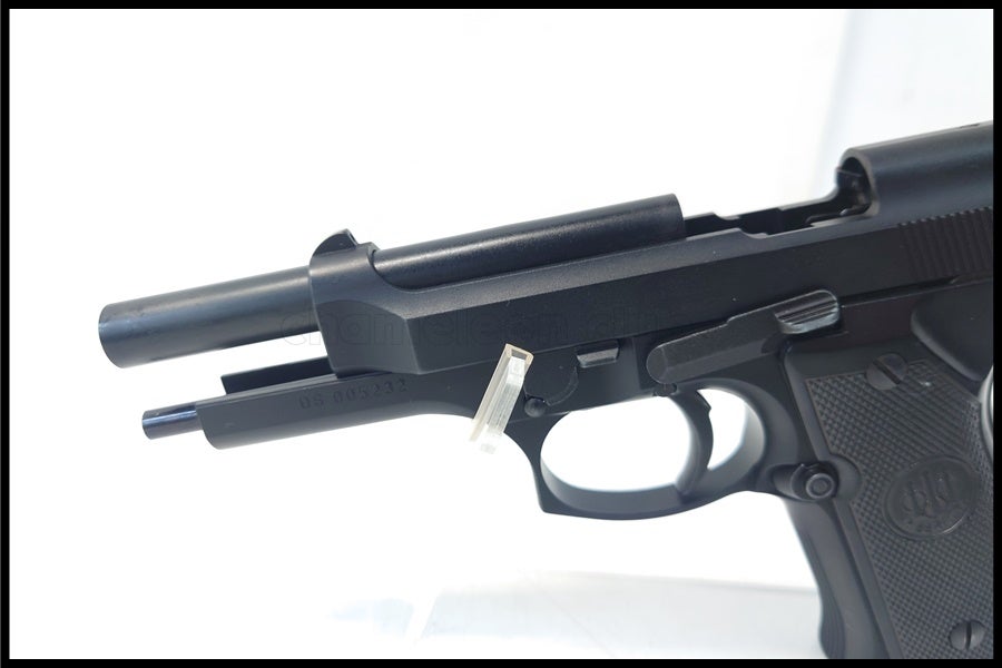 東京)MGC ベレッタ M92FS デザートストーム HWモデルガン 予備カート付