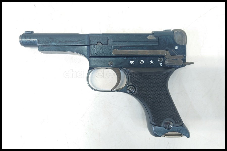 東京)六研 九四式自動拳銃 無可動ディスプレイモデルガン