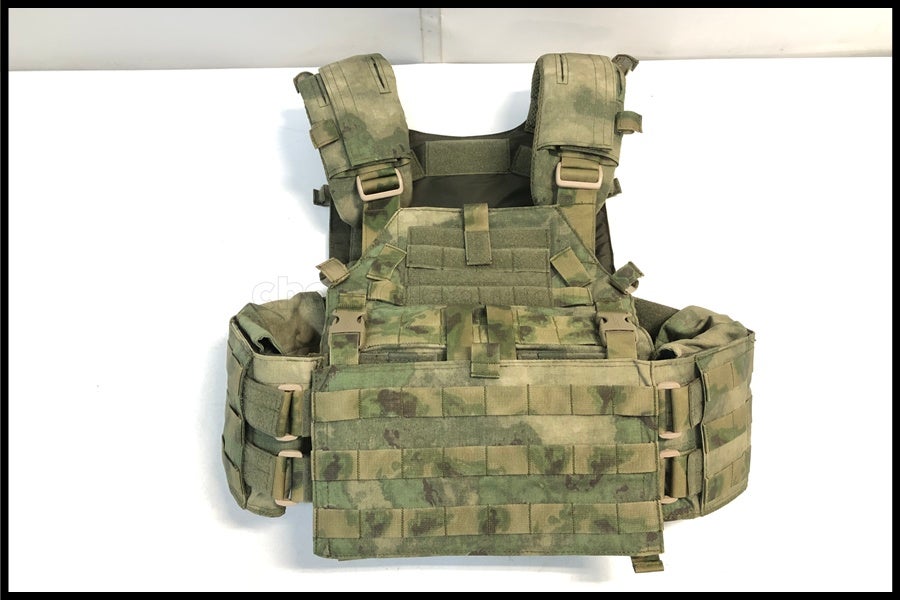米軍実物 放出品 ソフトアーマー前後2枚セット ＋オマケ付き　Lサイズ 米軍放出品】☆ボディーアーマープレート Lサイズ 2枚(前後) 防護