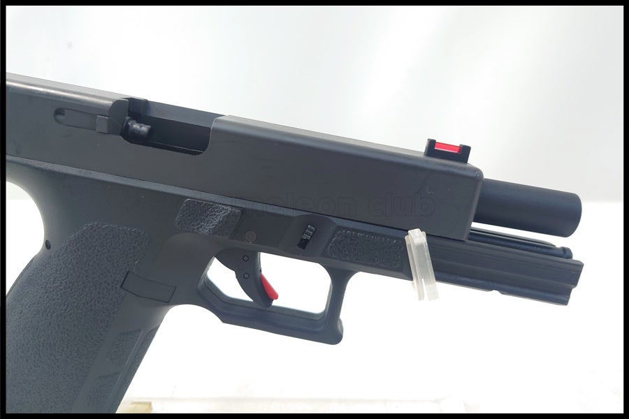 東京)Carbon8 STRIKERNEUN ストライカーナイン Co2ガスブローバック