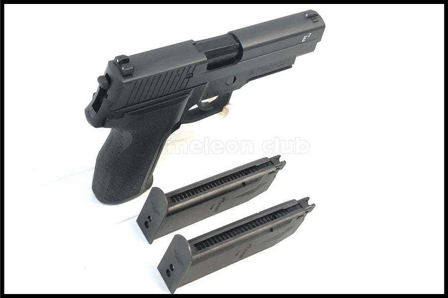 東京)東京マルイ SIG P226 E2 ガスブローバック 予備マガジン付