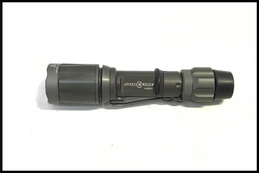東京)SUREFIRE M2 CENTURION センチュリオン フラッシュライト 実物
