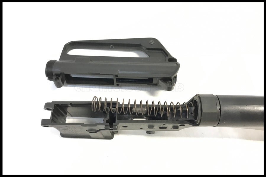 東京)MGC M16A1 ABS モデルガン 組立キット 現状品 東京)MGC M16A1 ABS モデルガン 組立キット 現状品