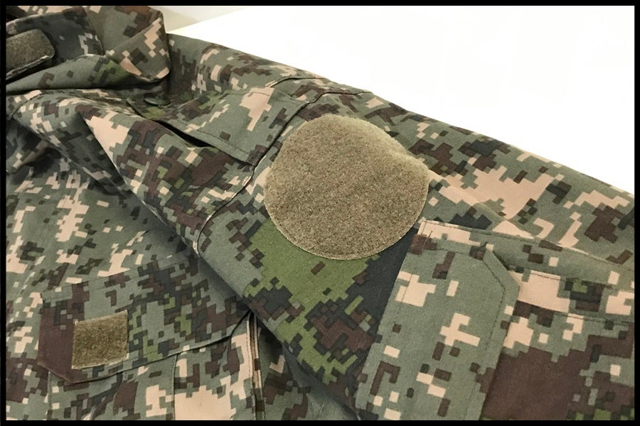 東京)韓国軍 ゴアテックス デジカモ 迷彩 フィールドジャケット 実物