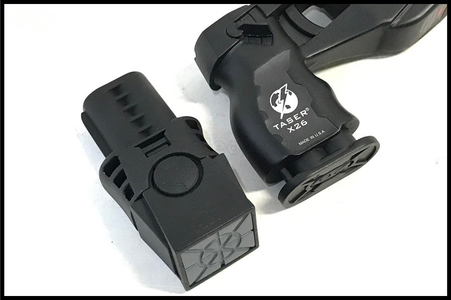 東京)メーカー不明 TASER X26 テーザーガン ダミー