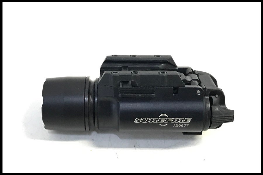 東京)SUREFIRE X200A ウェポンライト 実物