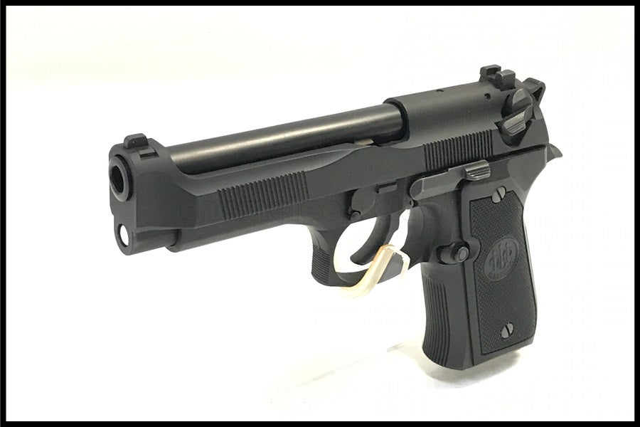 東京)マルシン ベレッタ CQB HWモデルガン 未発火 予備カート付 現状品
