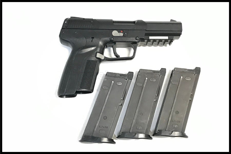 東京)東京マルイ FN5-7 ガスブローバック 予備マグ2本付