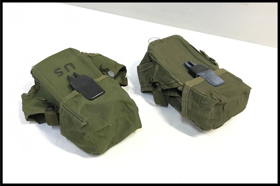 東京)米軍放出品 アムニッションポーチ 2個セット 実物 現状品