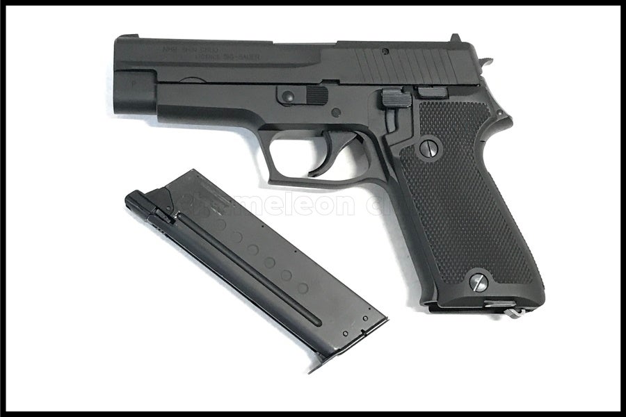 東京)タナカ SIG P220IC 陸上自衛隊 9mm拳銃 HWガスブローバック