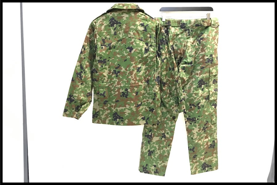 東京)陸上自衛隊 迷彩服 5A 上下セット レプリカ