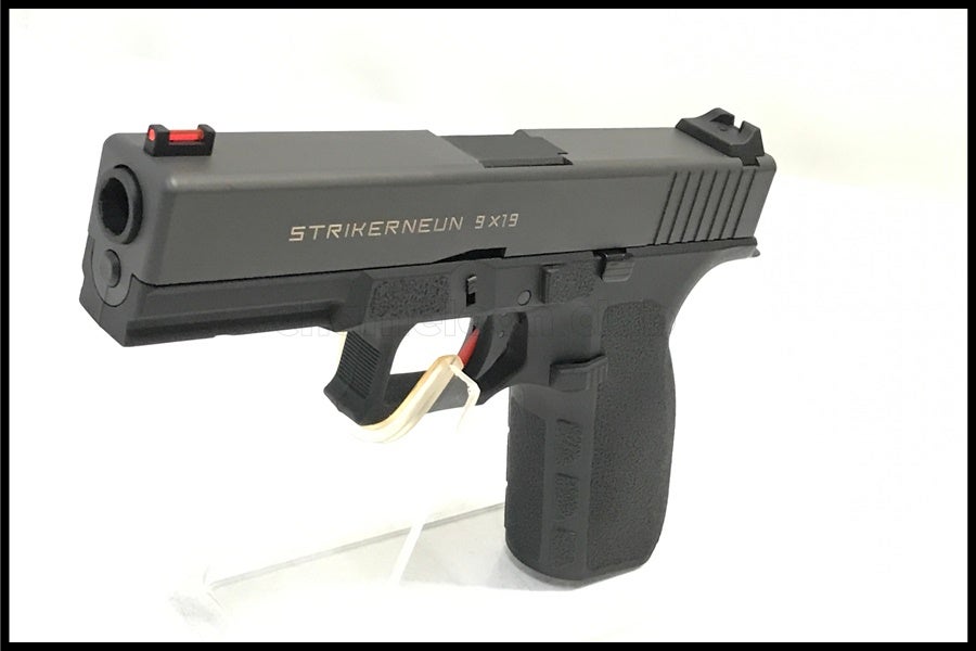東京)Carbon8 カーボネイト STRIKER NEUN ストライカー9 CO2ガスブロー