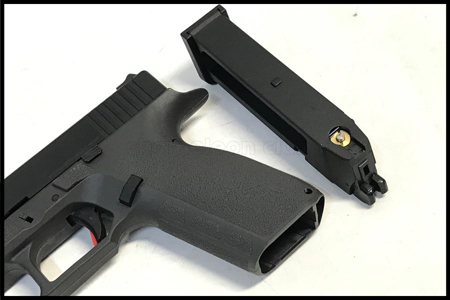 東京)Carbon8 カーボネイト STRIKER 9Q ストライカー QUELL CO2ガス