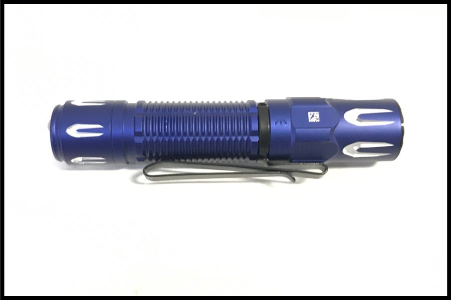 東京)OLIGHT WARRIOR 3S リーガルブルー フラッシュライト