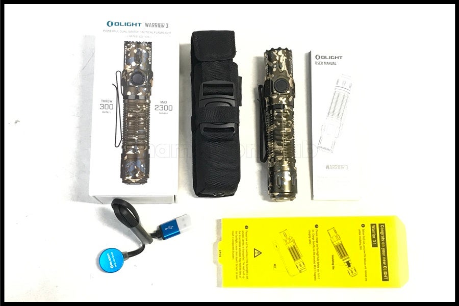 東京)OLIGHT WARRIOR 3デザートカモ フラッシュライト