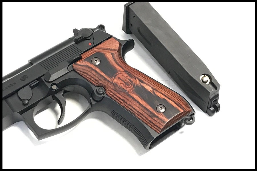 東京)東京マルイ M9A1ガスブローバック 木製グリップ