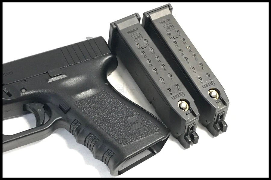 KK BLUES　東京マルイ　グロック19 Gen3　予備マガジン付き 東京)東京マルイ グロック19 3rd ガスブローバック 予備マグ付き