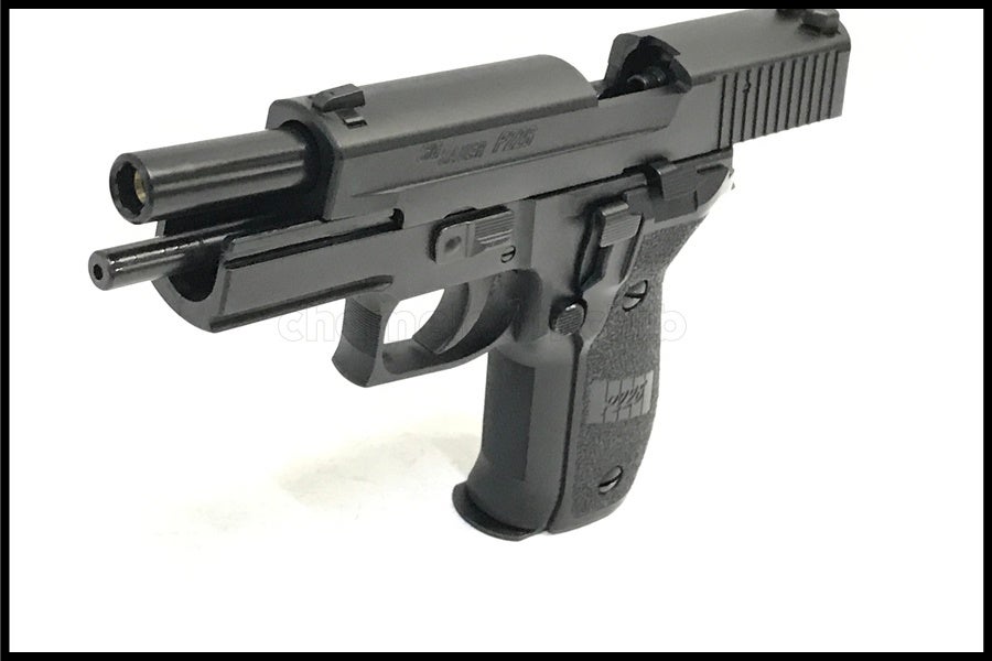東京)東京マルイ SIG SAUER P226RAIL ガスブローバック 予備マグ付き